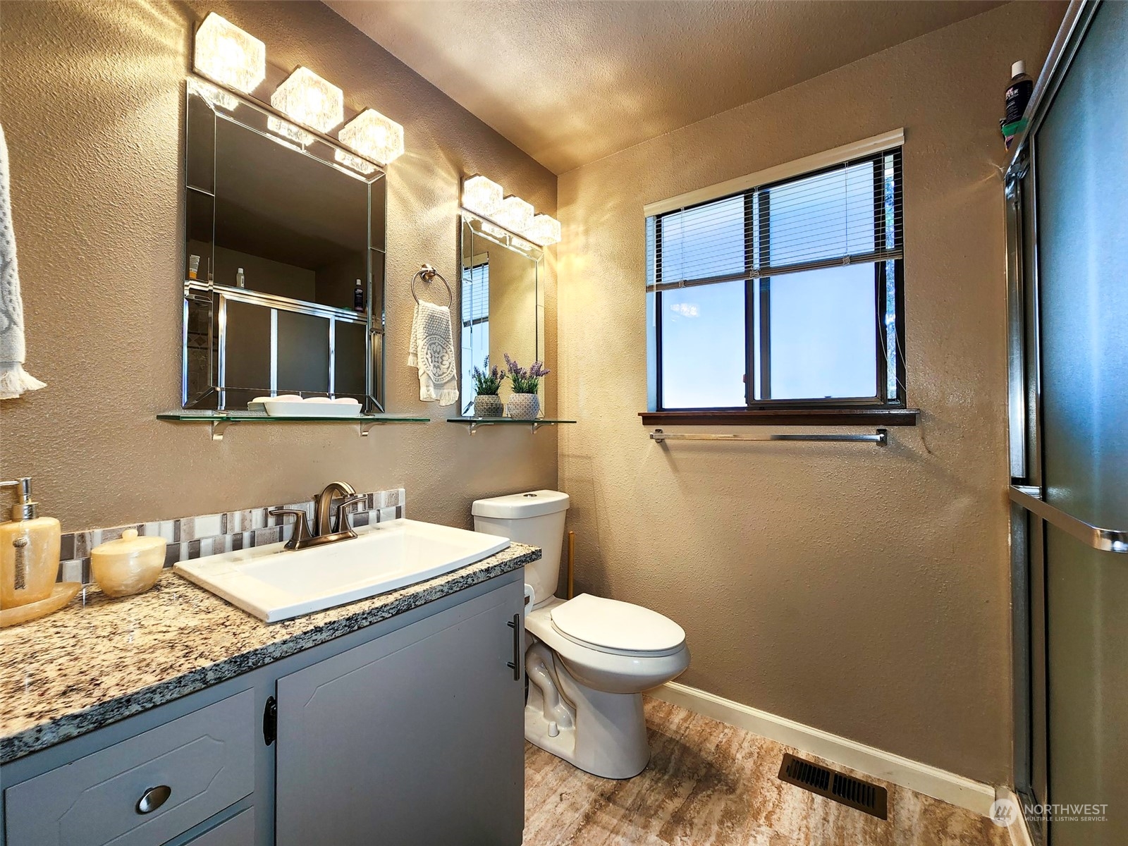 2508 Northeast 23rd Place Renton, WA 98056 - Photo 13 of 23 Gallery Image 13