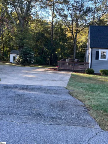 $1,895 | 106 Long Hill Street, Greenville, SC 29605