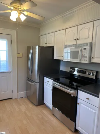 $1,895 | 106 Long Hill Street, Greenville, SC 29605