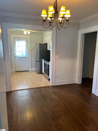 $1,895 | 106 Long Hill Street, Greenville, SC 29605
