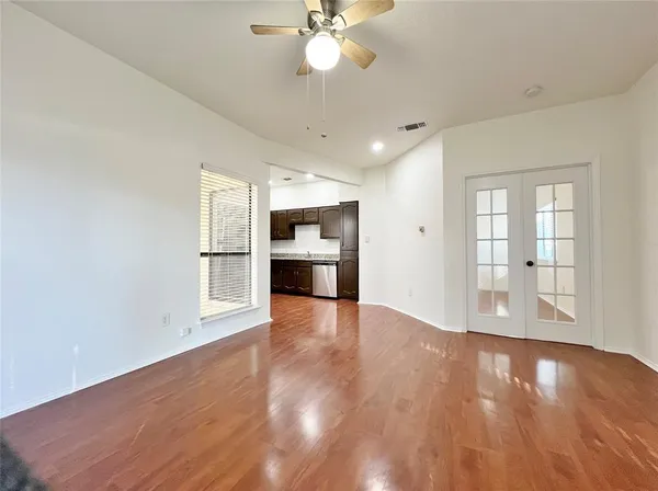 $1,295 | 3117 Sondra Drive, Unit 103, Fort Worth, TX 76107