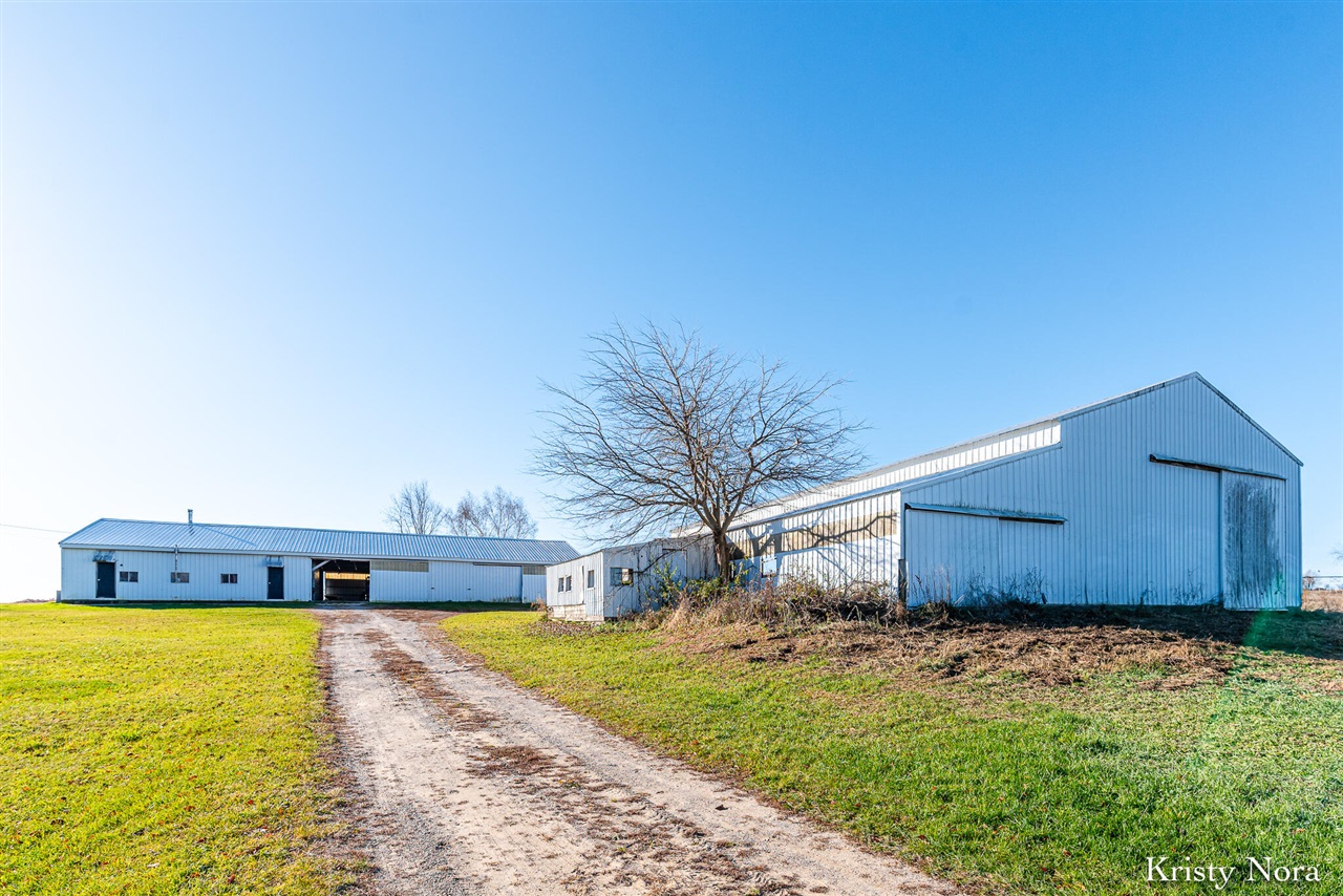 5878 East Cannonsville Road Stanton, MI 48888 - Photo 2 of 28