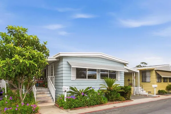 $380,000 | 33 Parkwood Lane, Oceanside, CA 92054