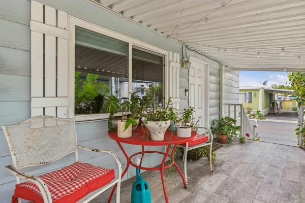 $380,000 | 33 Parkwood Lane, Oceanside, CA 92054