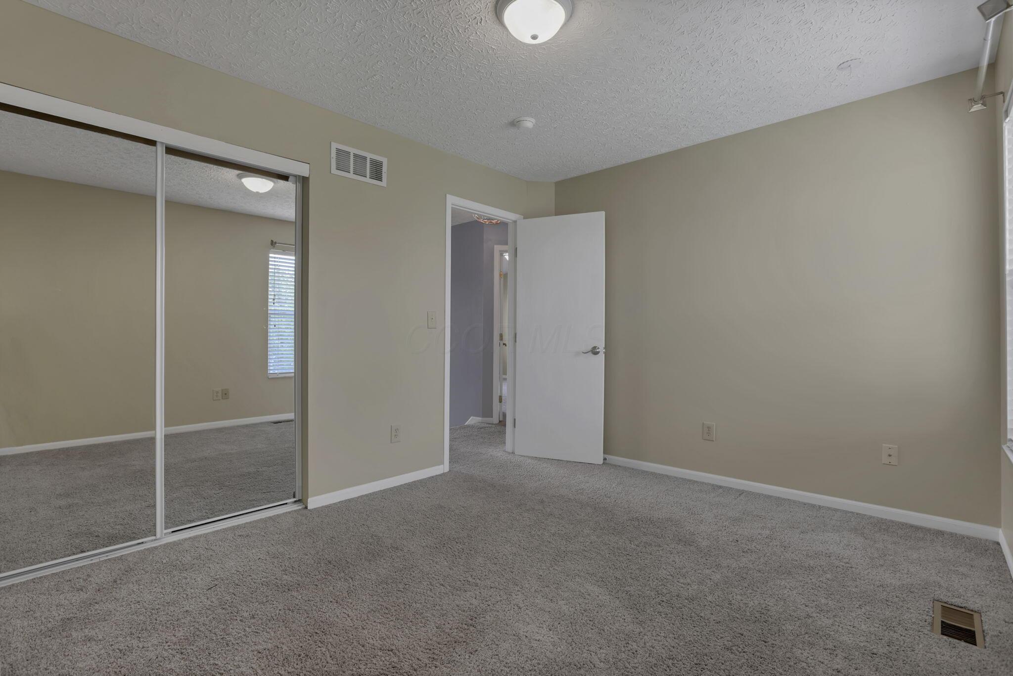 112 Harvard Loop Delaware, OH 43015 - Photo 30 of 51 28-web-or-mls-4E7A4574
