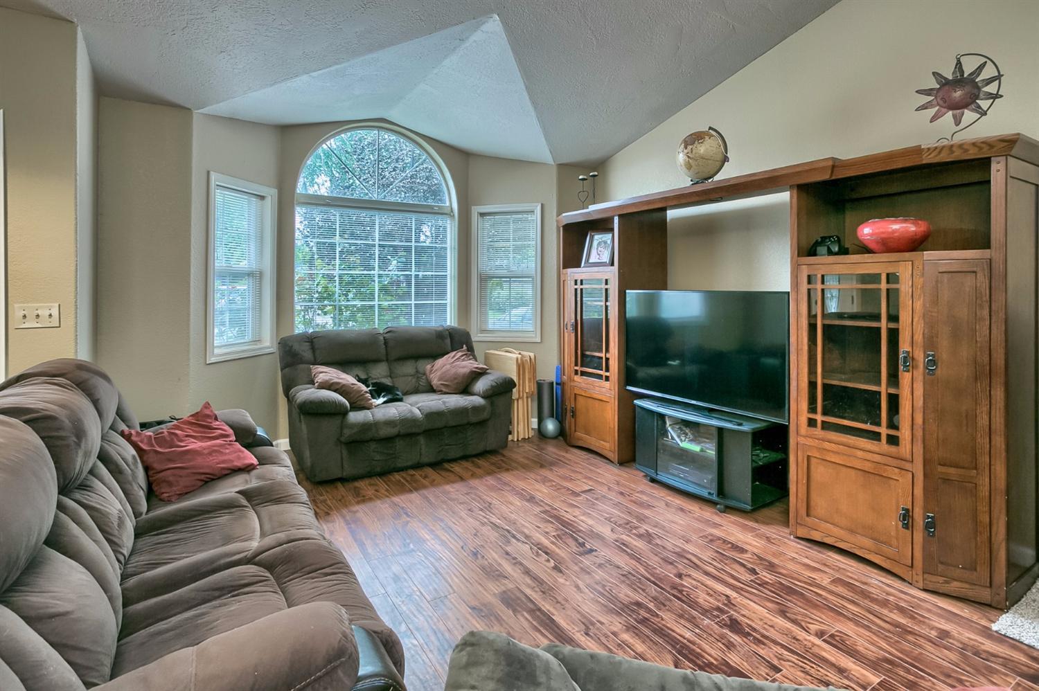 127 Brandon Street Central Point, OR 97502 - Photo 18 of 31 Additional Photo