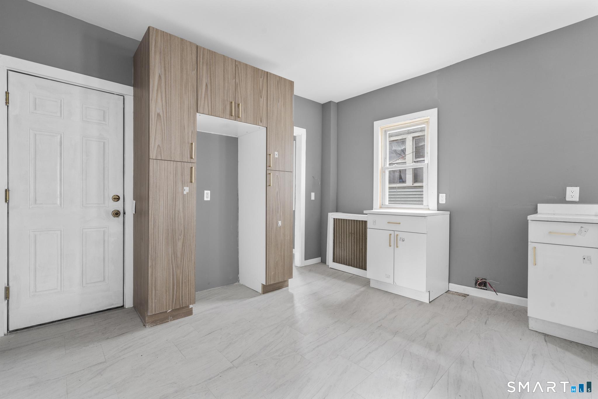 133 Southmayd Road Waterbury, CT 06705 - Photo 13 of 35