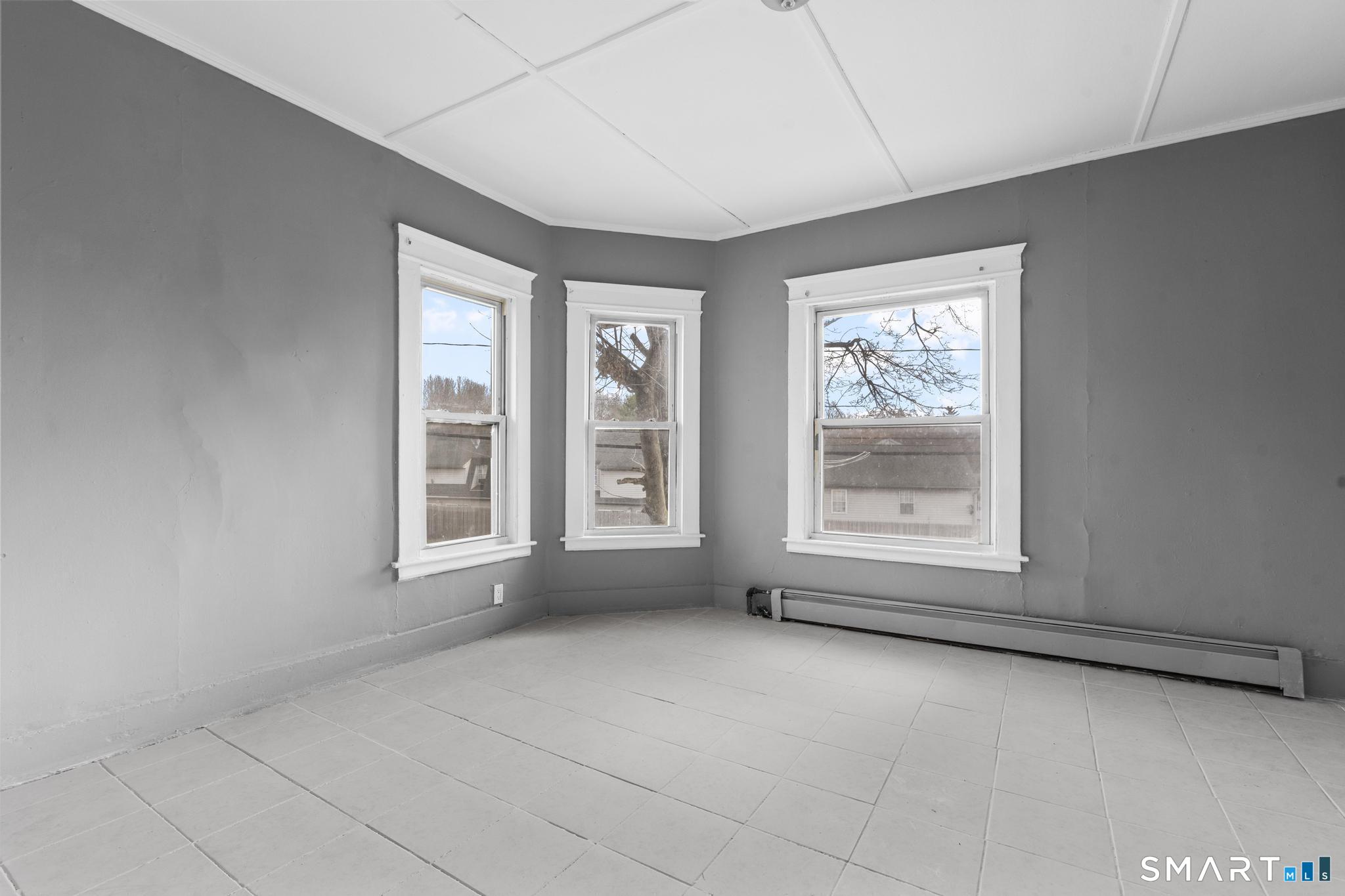 133 Southmayd Road Waterbury, CT 06705 - Photo 24 of 35