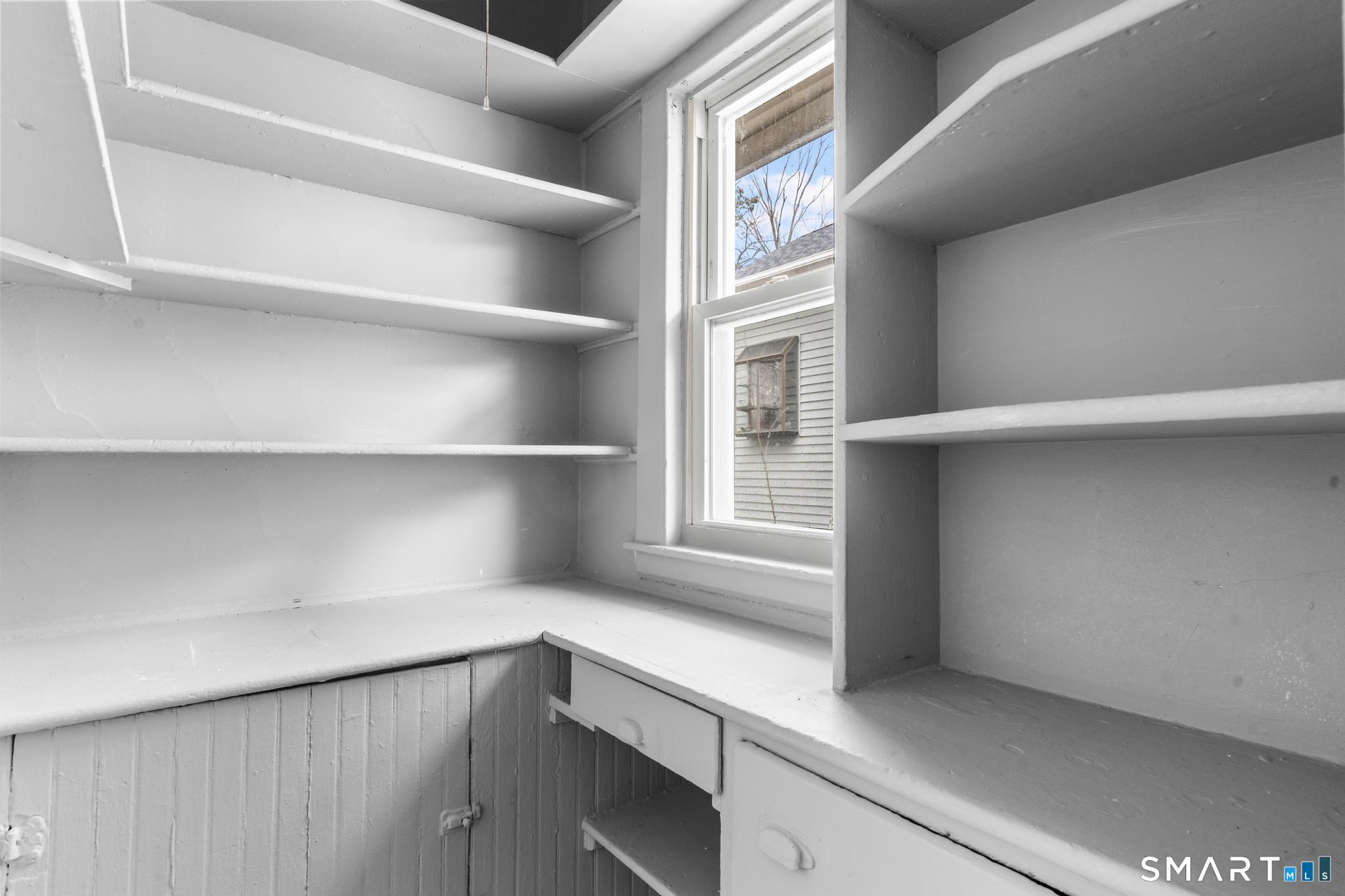 133 Southmayd Road Waterbury, CT 06705 - Photo 30 of 35