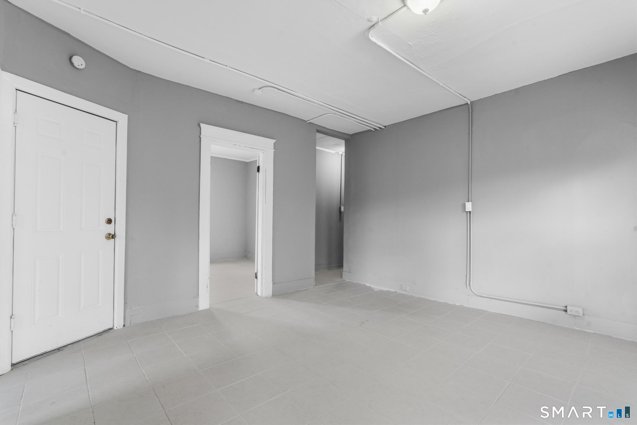 133 Southmayd Road Waterbury, CT 06705 - Photo 31 of 35