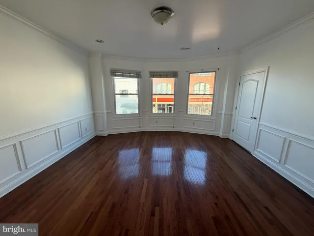 $2,000 | 107 North High Street, Millville, NJ 08332