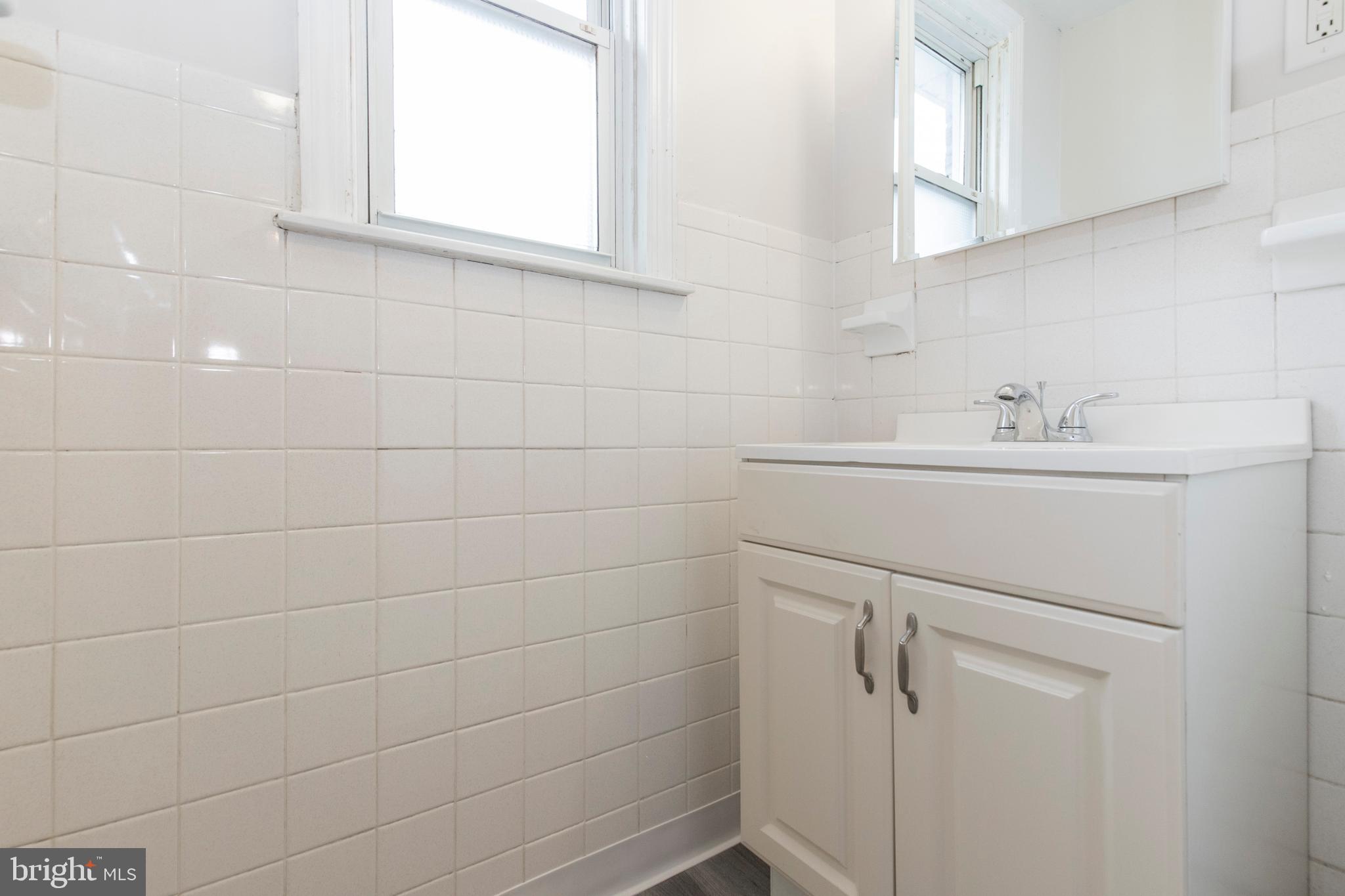215 Lynn Road Ridley Park, PA 19078 - Photo 12 of 21 Gallery Image 12