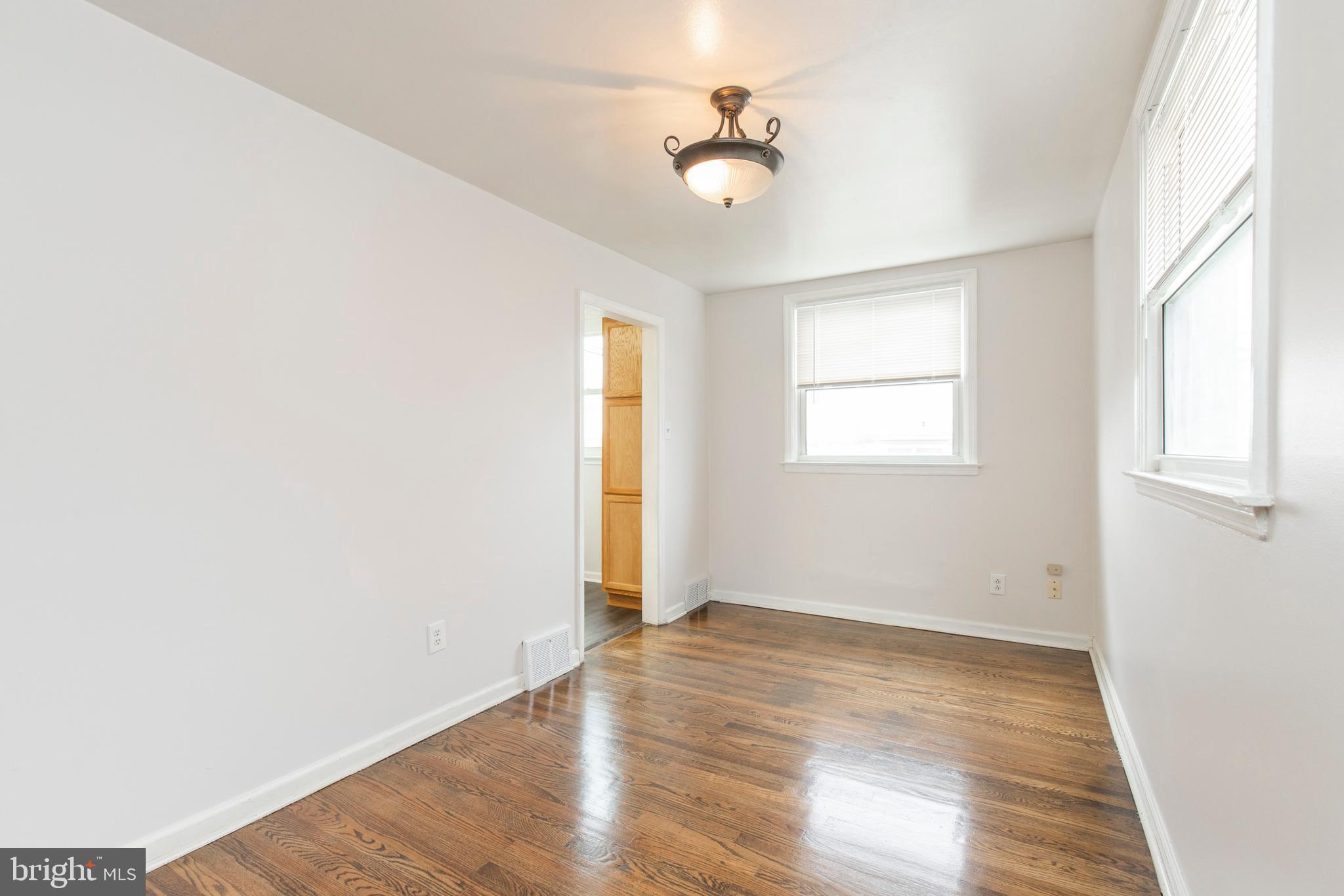215 Lynn Road Ridley Park, PA 19078 - Photo 5 of 21 Gallery Image 5