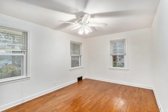 $224,900 | 215 West Hamilton Lane, Battle Creek, MI 49015