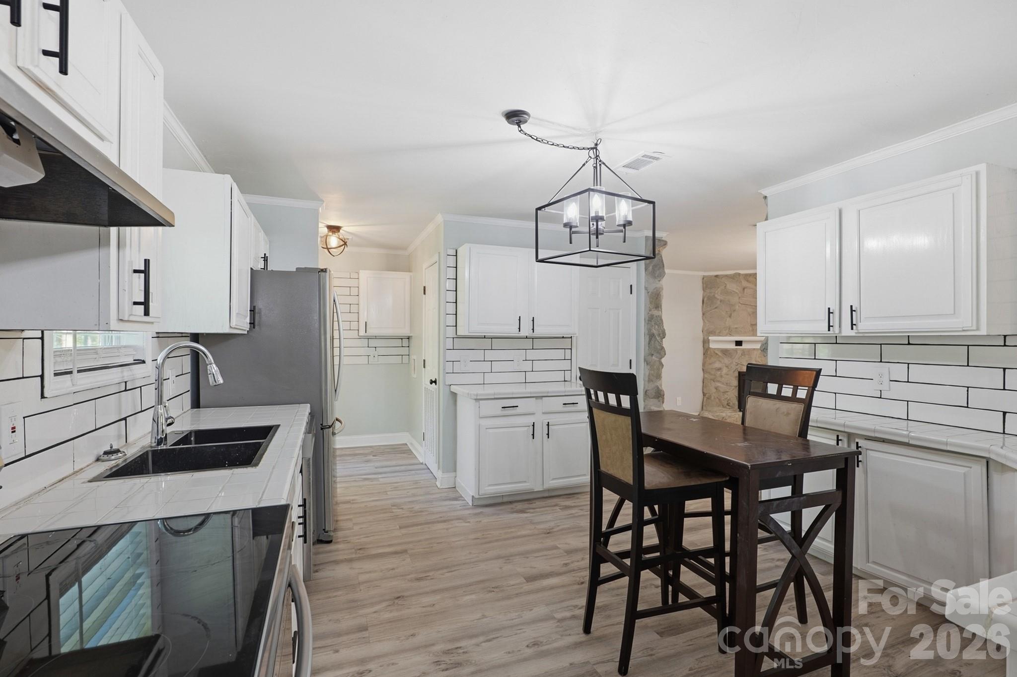 116 Springdale Drive York, SC 29745 - Photo 6 of 32