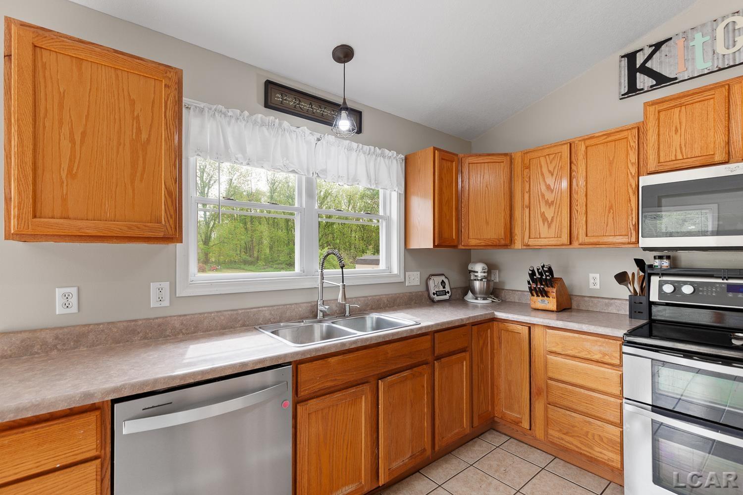 6483 Pocklington Road Britton, MI 49229 - Photo 12 of 50 Gallery Image 12