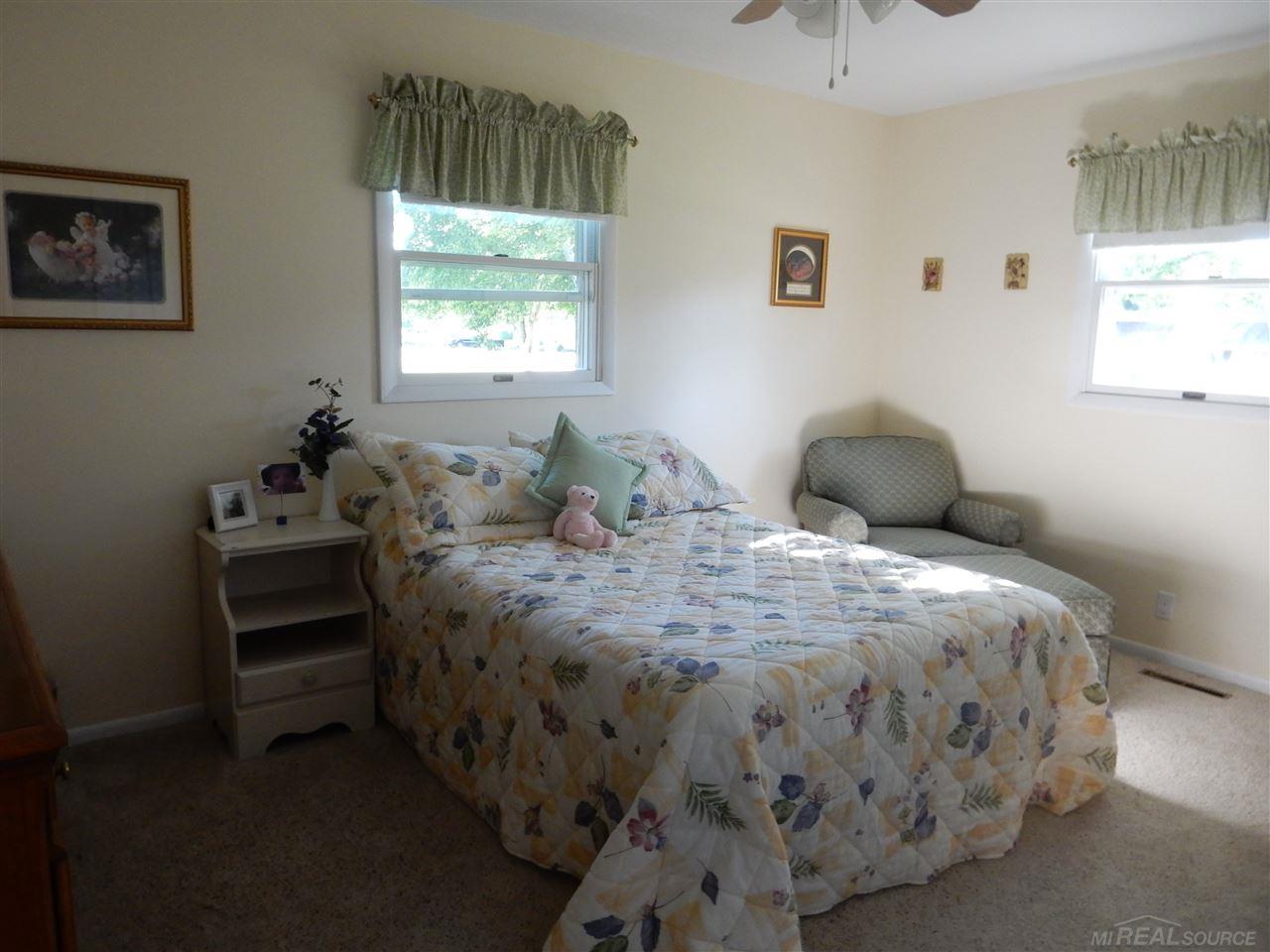 1868 Tahyio Road Owosso, MI 48867 - Photo 13 of 39 31248351-12.JPG