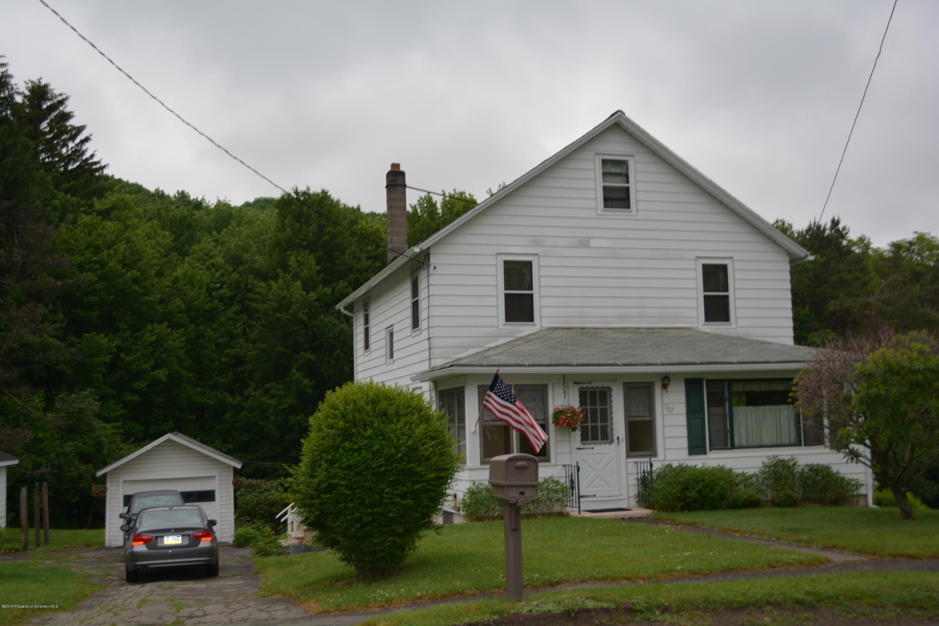 137 Carbondale Road Waymart, PA 18472 - Photo 1 of 24 Gallery Image 1