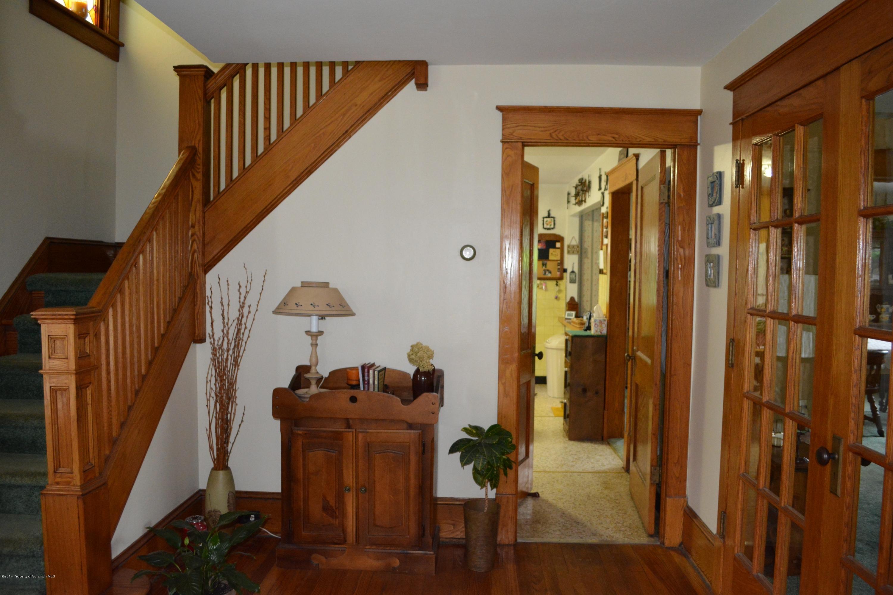 137 Carbondale Road Waymart, PA 18472 - Photo 7 of 24 Gallery Image 7