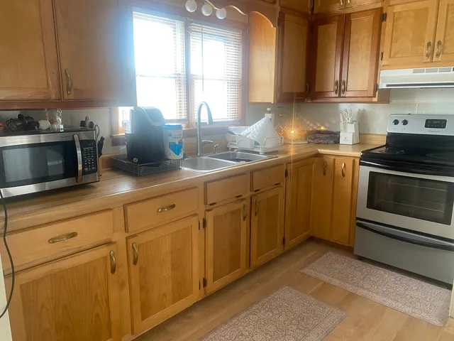 $138,000 | 515 South Elm Street, Sesser, IL 62884