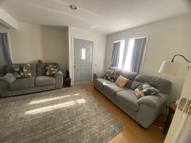 $138,000 | 515 South Elm Street, Sesser, IL 62884