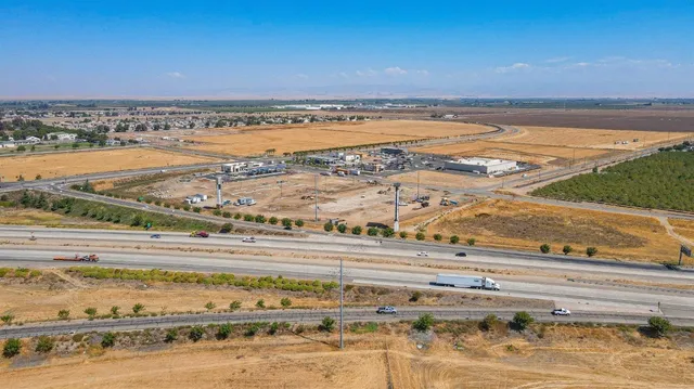 a view of ocean view and mountain view