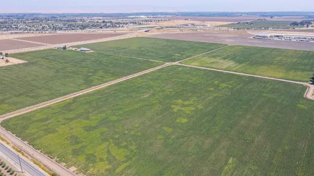 a view of an ocean view and city