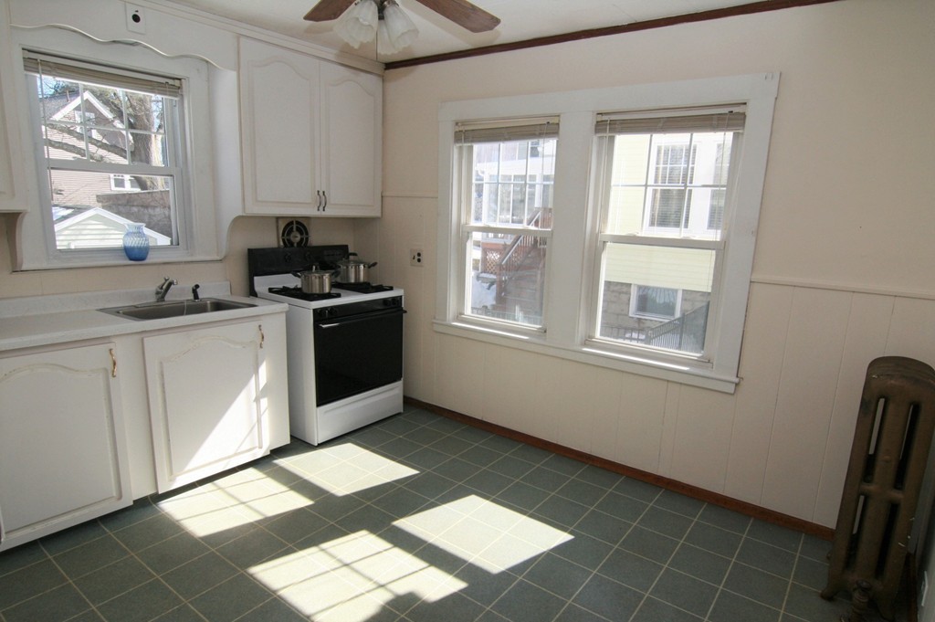 24 Bonad Road Arlington, MA 02476 - Photo 4 of 17 Gallery Image 4