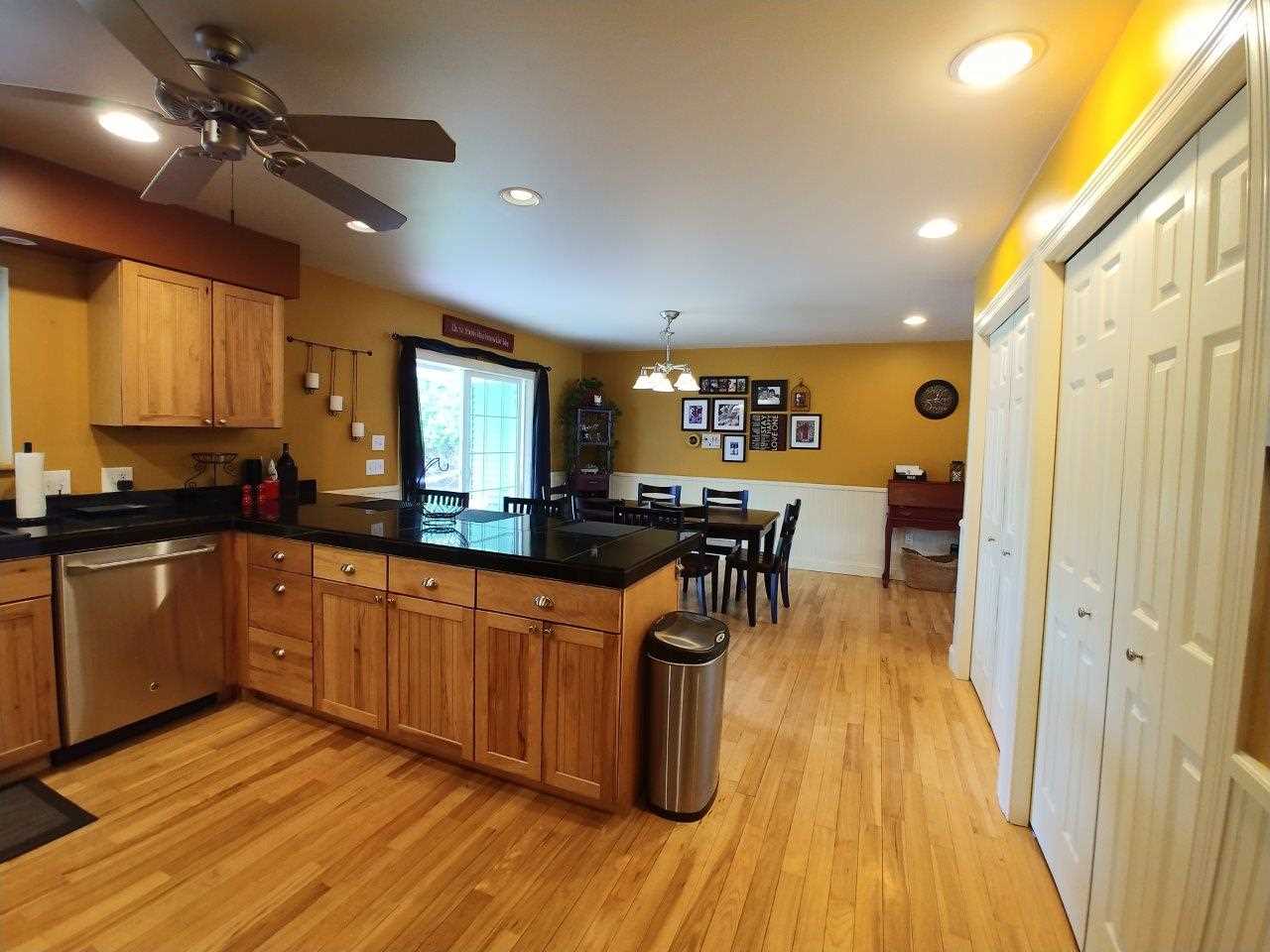 838 Bay Road Colchester, VT 05446 - Photo 5 of 39 Gallery Image 5