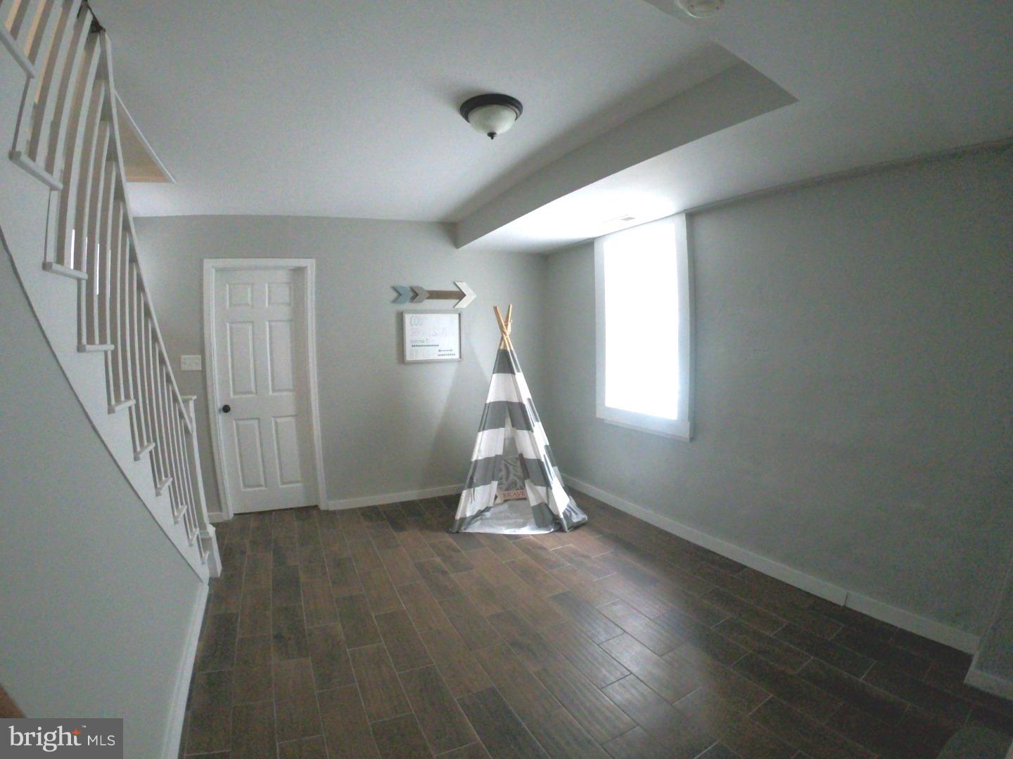614 Beech Street Pottstown, PA 19464 - Photo 8 of 10 Family Room