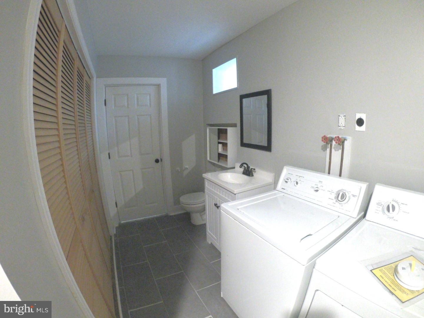 614 Beech Street Pottstown, PA 19464 - Photo 9 of 10 Half Bath