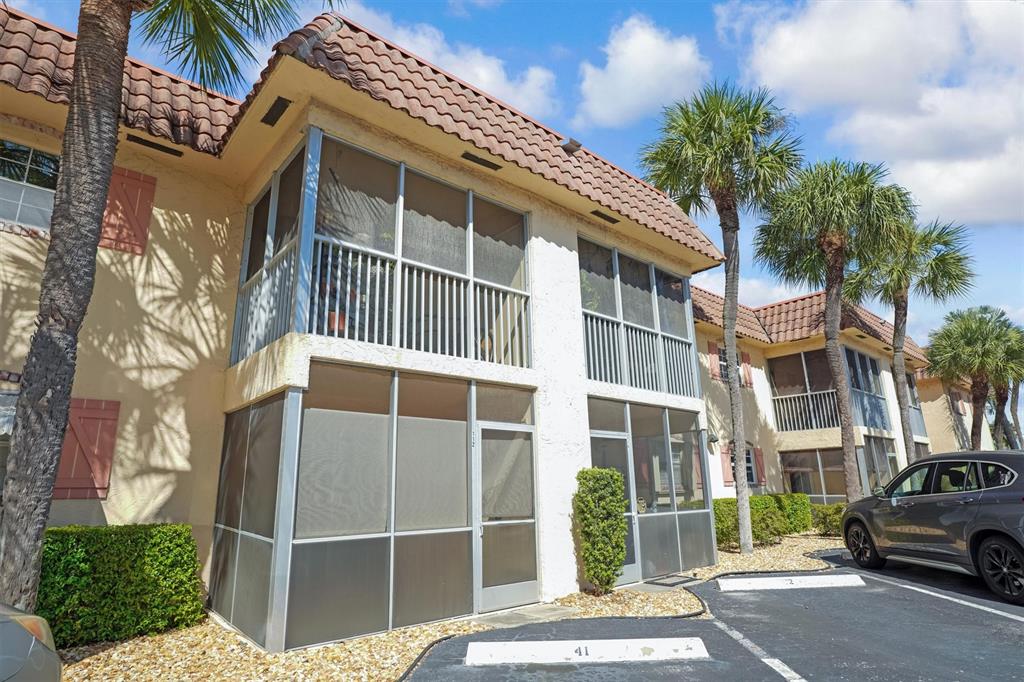 101 East McNab Road, Unit 112 Pompano Beach, FL 33060 - Photo 2 of 27 Screen Patio