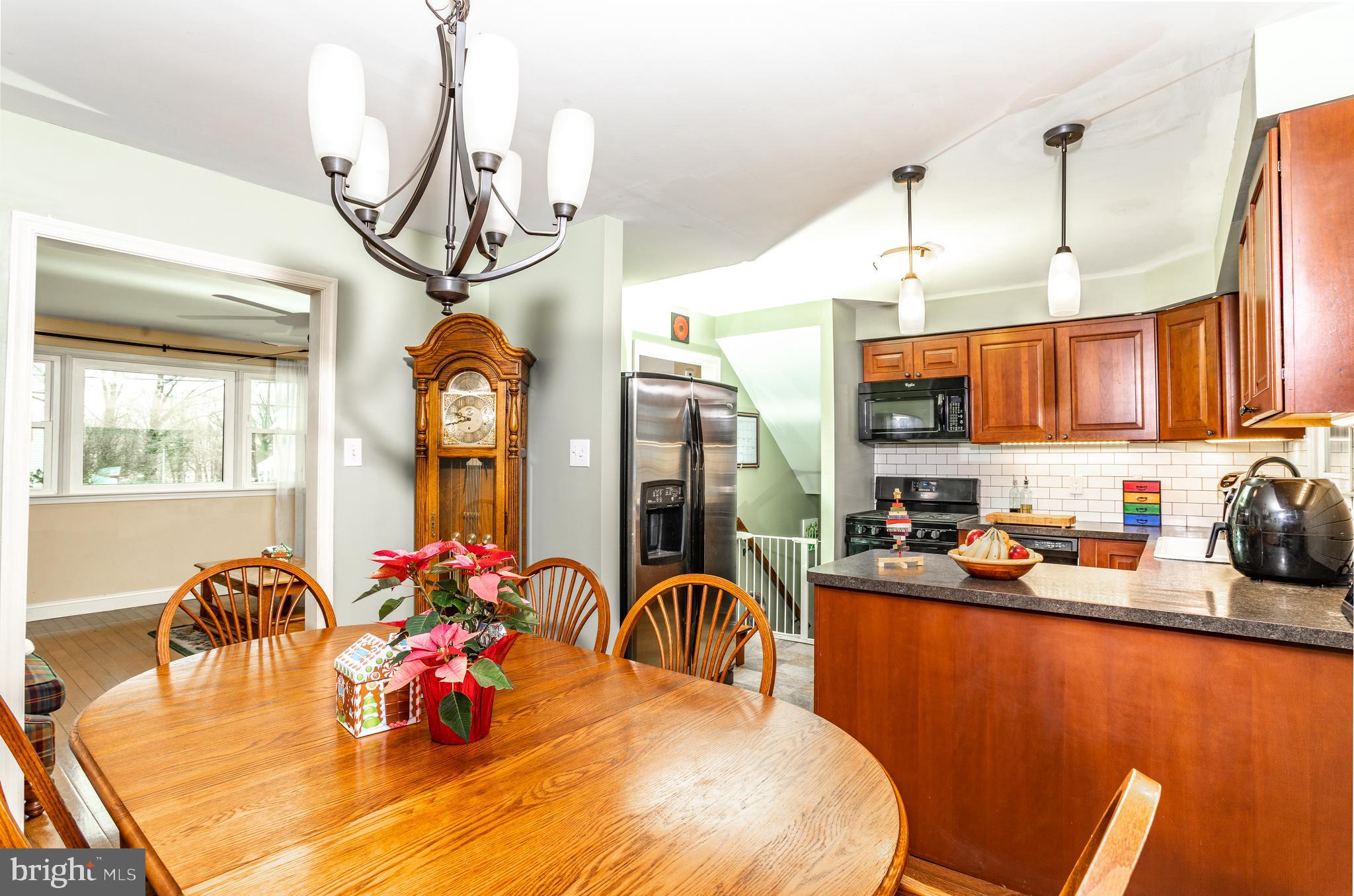 508 8 Street Riverside, NJ 08075 - Photo 8 of 22 Kitchen and dining