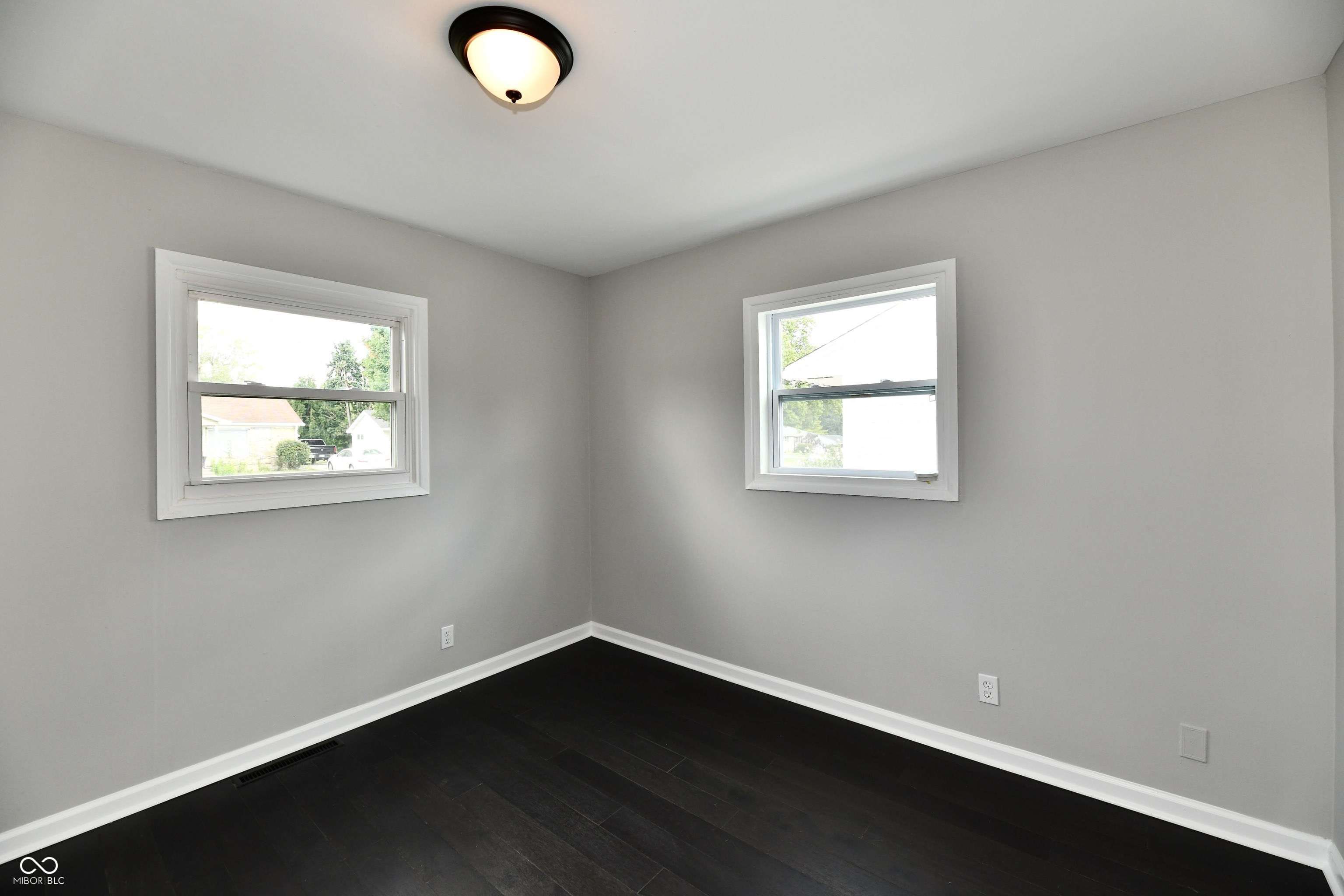 129 East McKenzie Road Greenfield, IN 46140 - Photo 14 of 34 Gallery Image 14