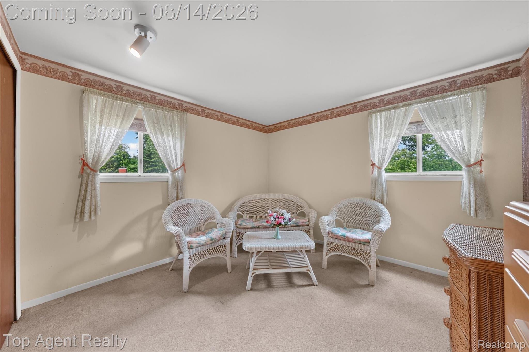 6084 Deguise Court Rochester, MI 48306 - Photo 33 of 50 38-6084-Deguise-Ct-Rochester-Hills-WindowStill.jpg