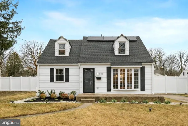 $365,000 | 508 5th Avenue, Barrington, NJ 08007