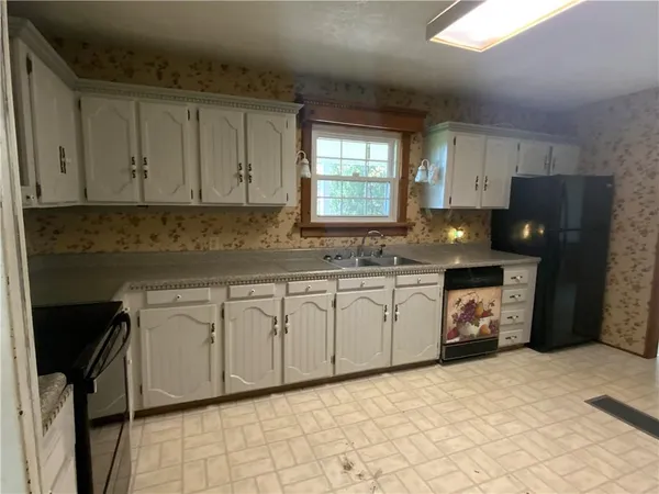 $279,900 | 190 McClelland Road, Claysville, PA 15323