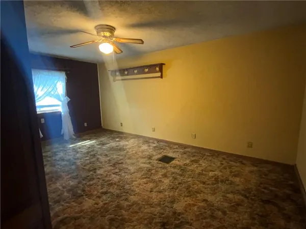 $279,900 | 190 McClelland Road, Claysville, PA 15323