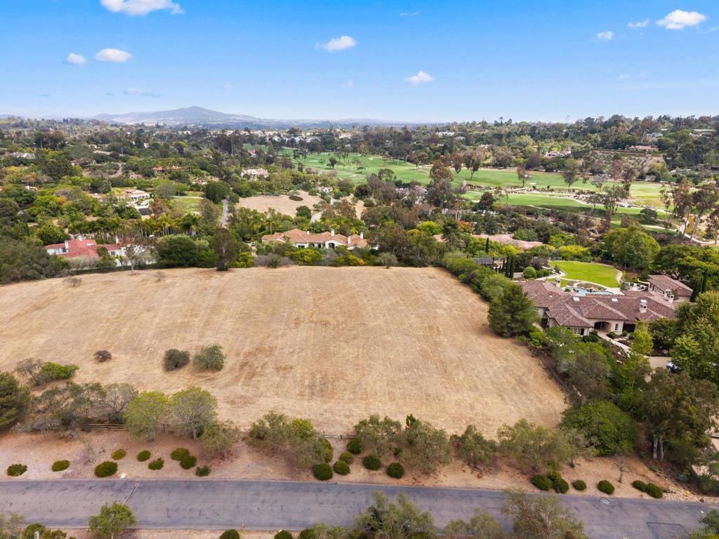 1 Via Recanto Rancho Santa Fe, CA 92067 - Photo 2 of 7