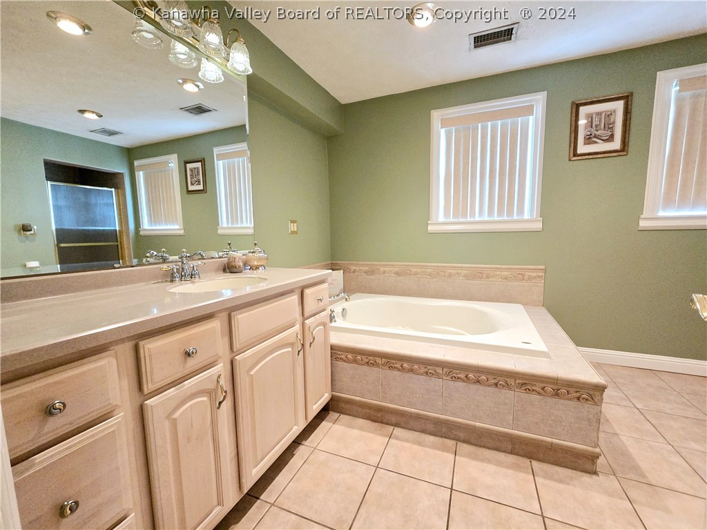 127 Riverside Drive Logan, WV 25601 - Photo 25 of 47 Gallery Image 25