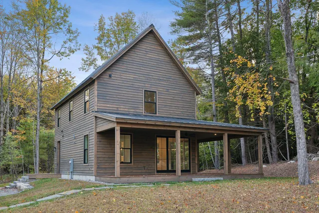 $1,190,000 | 11 Camp Loop Lane, Bridgton, ME 04009