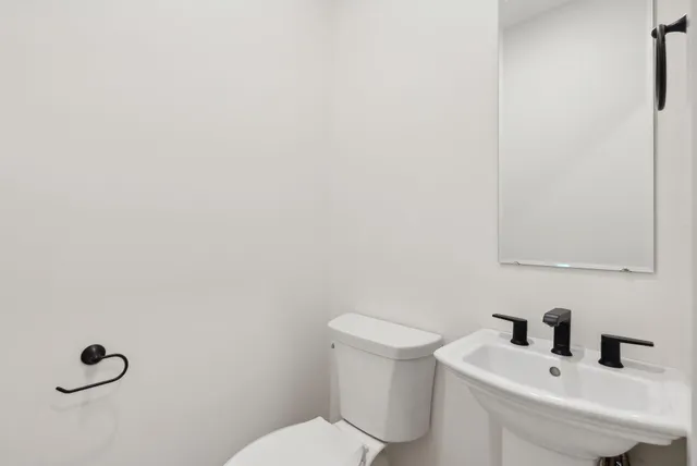 $1,190,000 | 11 Camp Loop Lane, Bridgton, ME 04009