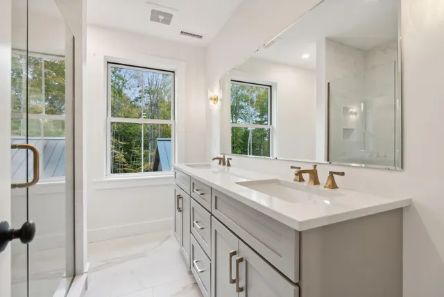 $1,190,000 | 11 Camp Loop Lane, Bridgton, ME 04009