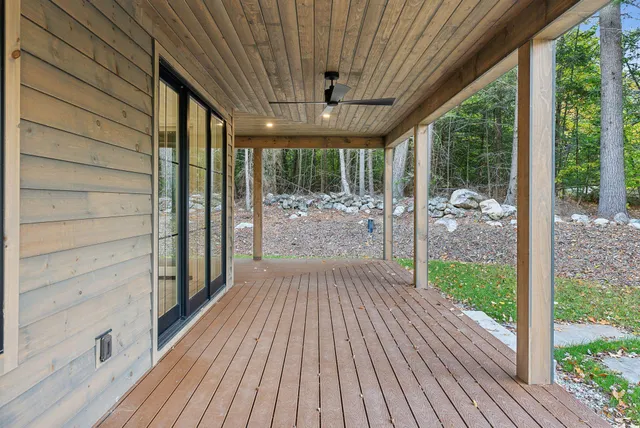 $1,190,000 | 11 Camp Loop Lane, Bridgton, ME 04009