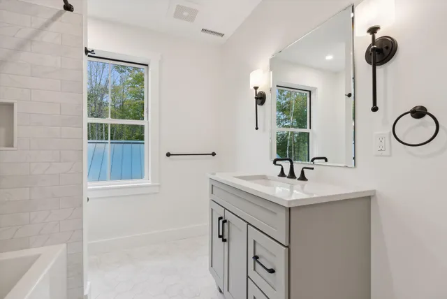 $1,190,000 | 11 Camp Loop Lane, Bridgton, ME 04009