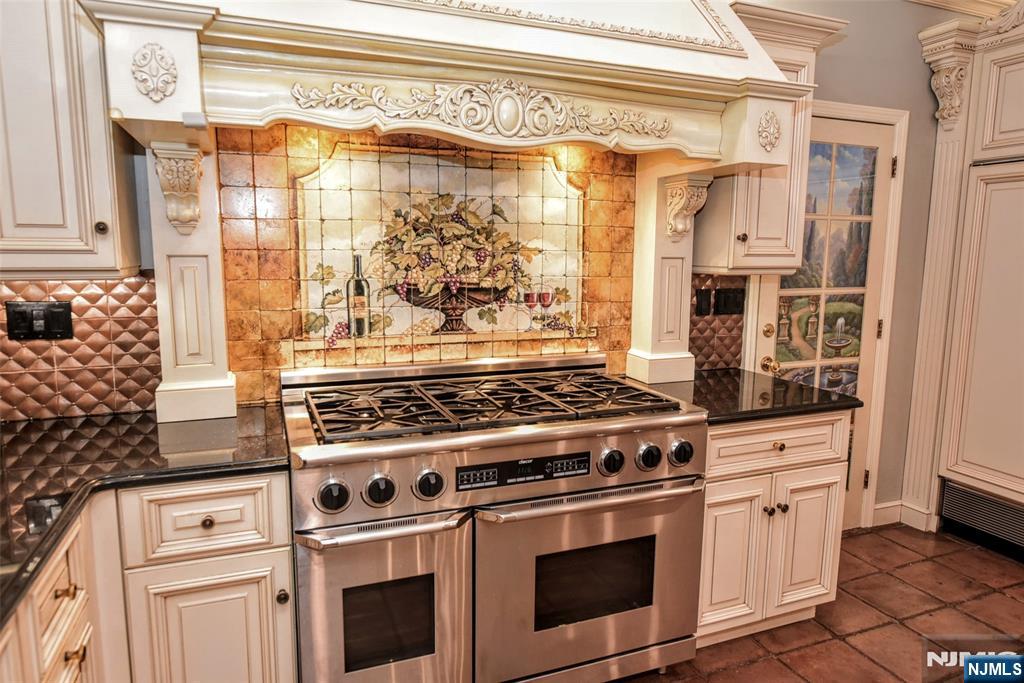 21 Baldwin Road Saddle River, NJ 07458 - Photo 12 of 49 Gallery Image 12