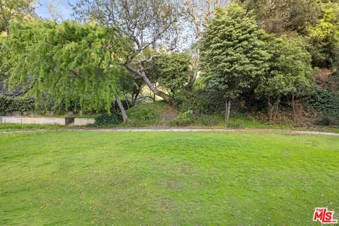 $7,295,000 | 1150 Stone Canyon Road, Los Angeles, CA 90077