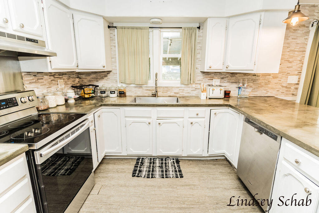 895 South Ransom Road White Cloud, MI 49349 - Photo 15 of 42 DSC08452