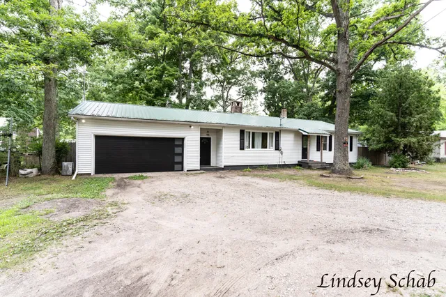 $250,000 | 895 South Ransom Road, White Cloud, MI 49349