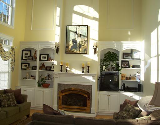 103 Skyline Road Bangor, ME 04401 - Photo 8 of 25 Den/Family/Great Room. Casual family...